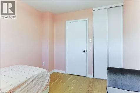 5475 Lakeshore Road Burlington ON L7L 1E1