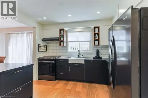 5475 Lakeshore Road Burlington ON L7L 1E1