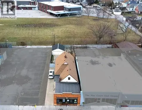 1116 Wyandotte East Windsor ON N9A 3K2