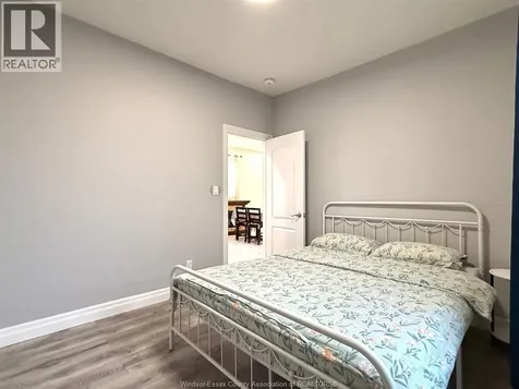 1116 Wyandotte East Windsor ON N9A 3K2