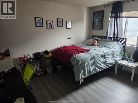 110 Sylvano Crescent Lakeshore ON N9K 1E4