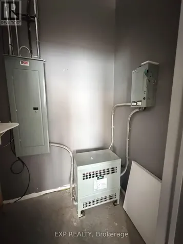 65 Denzil Doyle Court Ottawa ON K2M 2G8