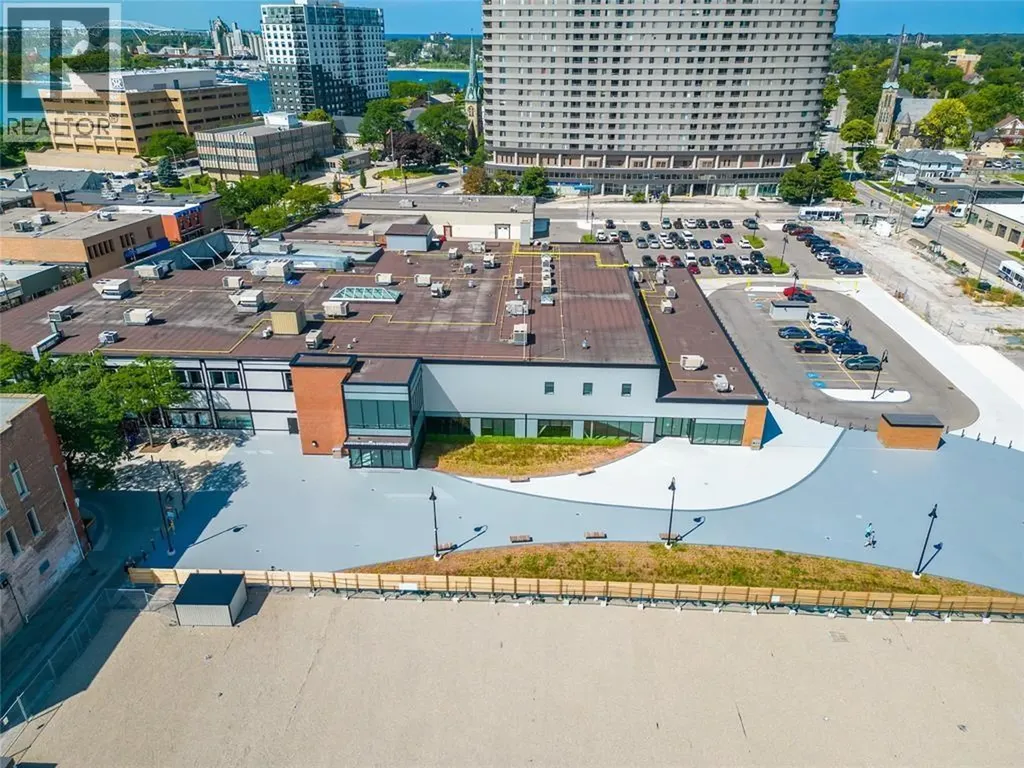 162 Lochiel Street Sarnia ON N7T 5V2