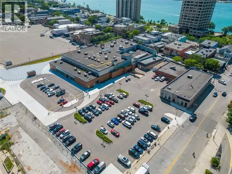 162 Lochiel Street Sarnia ON N7T 5V2