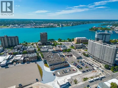 162 Lochiel Street Sarnia ON N7T 5V2