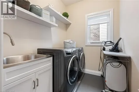 50 Vanrooy Trail Waterford ON N0E 1Y0
