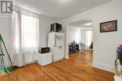 258 Kent Street Ottawa ON K2P 2A2