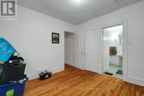 258 Kent Street Ottawa ON K2P 2A2