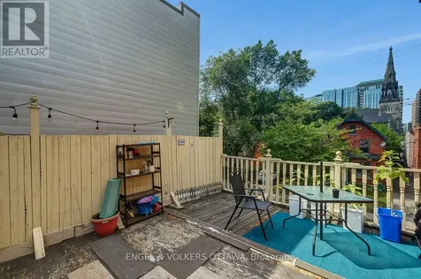 256 Kent Street North Ottawa ON K2P 2A2