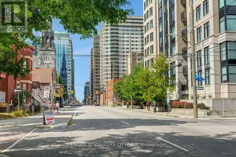 256 Kent Street North Ottawa ON K2P 2A2
