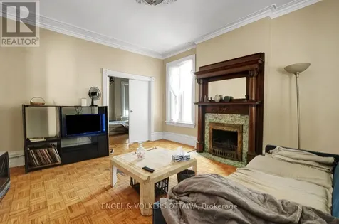 256 Kent Street North Ottawa ON K2P 2A2