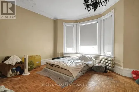 256 Kent Street North Ottawa ON K2P 2A2