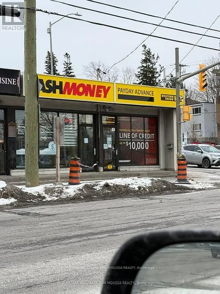 1593 Bank Street Ottawa ON K1H 7Z3