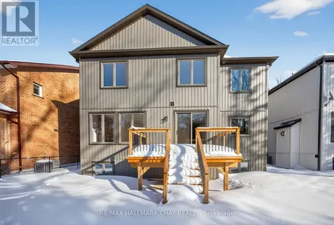 86 37th Street North Wasaga Beach ON L9Z 2B5