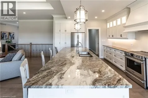 15 Hudson Drive Brantford ON N3T 0V6