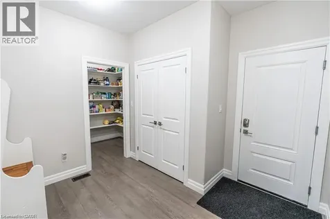 15 Hudson Drive Brantford ON N3T 0V6