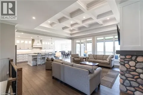 15 Hudson Drive Brantford ON N3T 0V6