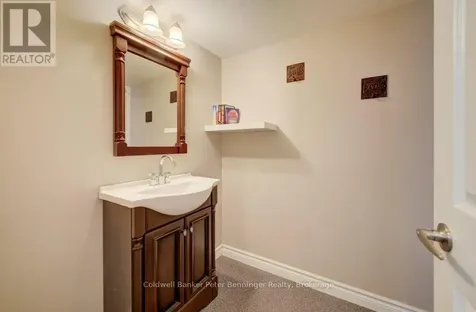 874 Arlington Street Saugeen Shores ON N0H 2C4