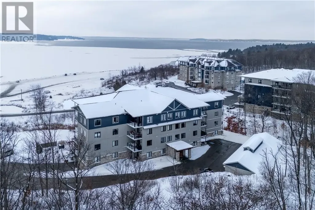 11C Salt Dock Road Unit# 404 Parry Sound ON P2A 3B6
