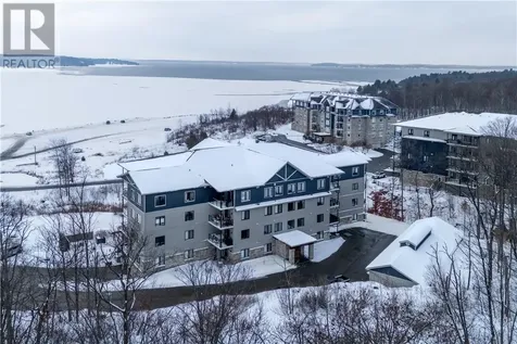 11C Salt Dock Road Unit# 404 Parry Sound ON P2A 3B6