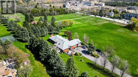 11559 Leslie Street Richmond Hill ON L4E 3R7