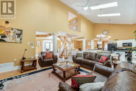6 Lord Duncan Court Clarington ON L1E 1Z5