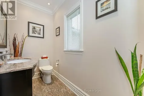 6 Lord Duncan Court Clarington ON L1E 1Z5