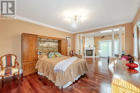 6 Lord Duncan Court Clarington ON L1E 1Z5