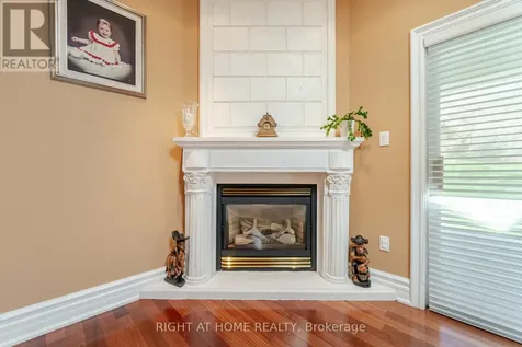 6 Lord Duncan Court Clarington ON L1E 1Z5
