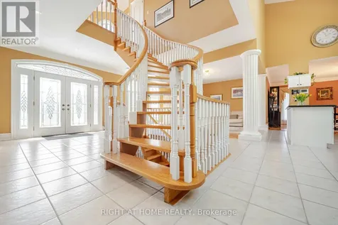 6 Lord Duncan Court Clarington ON L1E 1Z5