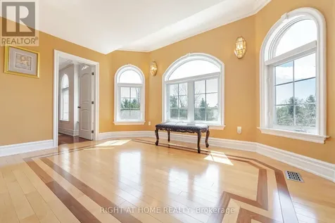6 Lord Duncan Court Clarington ON L1E 1Z5