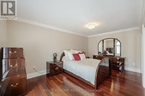 6 Lord Duncan Court Clarington ON L1E 1Z5
