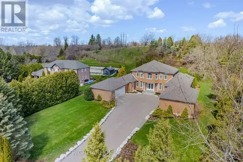 6 Lord Duncan Court Clarington ON L1E 1Z5