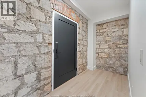 247 Brock Street Amherstburg ON N9V 2H4