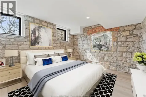 247 Brock Street Amherstburg ON N9V 2H4