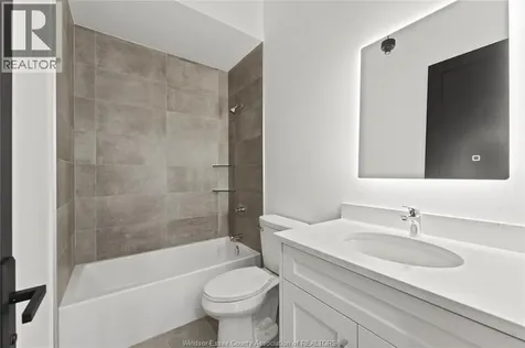 247 Brock Street Amherstburg ON N9V 2H4
