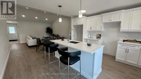 31 Clayton John Avenue Brighton ON K0K 1H0