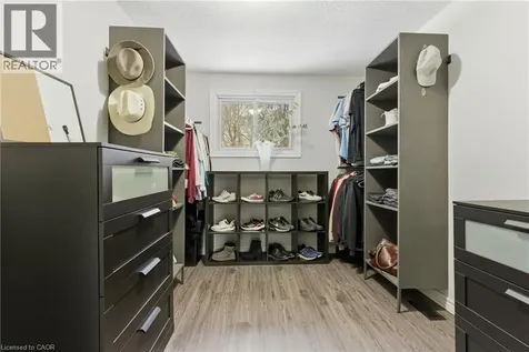 33 Raleigh Street Brantford ON N3T 1J8