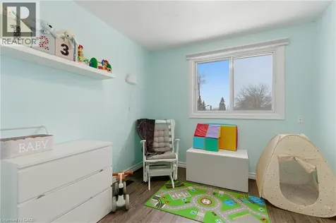33 Raleigh Street Brantford ON N3T 1J8