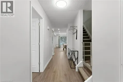 33 Raleigh Street Brantford ON N3T 1J8