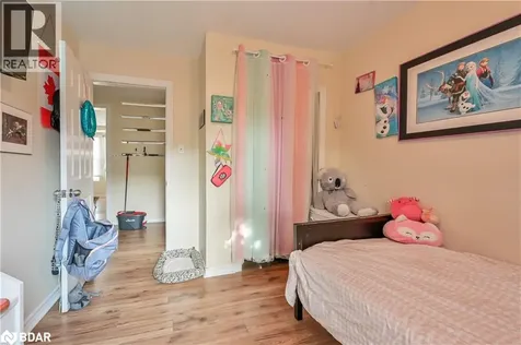139 Balsam Avenue South Hamilton ON L8M 3B6