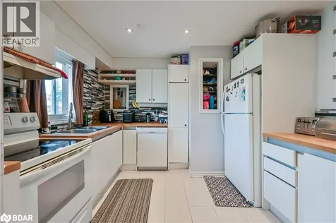 139 Balsam Avenue South Hamilton ON L8M 3B6