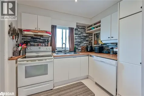 139 Balsam Avenue South Hamilton ON L8M 3B6