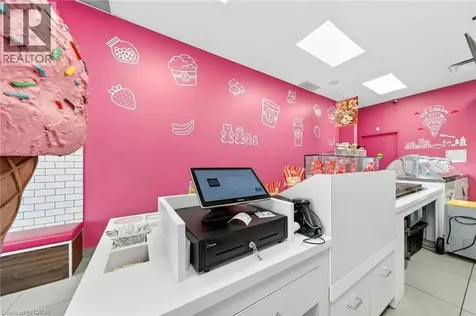 380 Dundas Street East Oakville ON L6H 6Z9