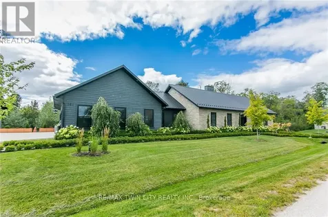 141 Ruth Anne Place West Mapleton ON N0G 2K0