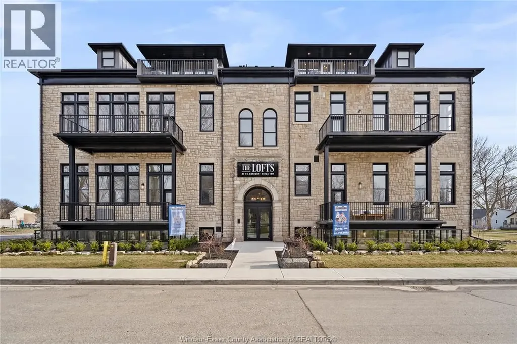 247 Brock Street Amherstburg ON N9V 2H4