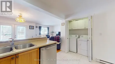 237 Oak Street West Gananoque ON K7G 2R5