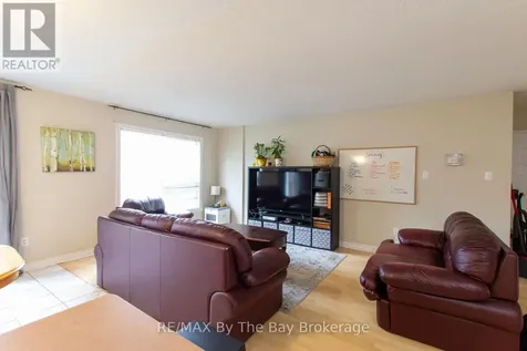 48 Rose Valley Way Wasaga Beach ON L9Z 3C4