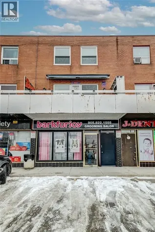 1858 Lakeshore Road West Mississauga ON L5J 1J7