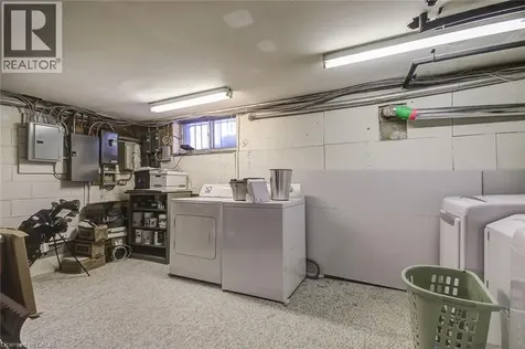 1858 Lakeshore Road West Mississauga ON L5J 1J7